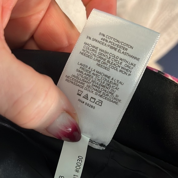 Express Shortie Mid Rise Size 6 Black - Picture 6 of 9